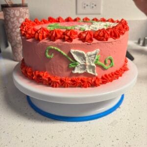 Custom Cakes - Image 2